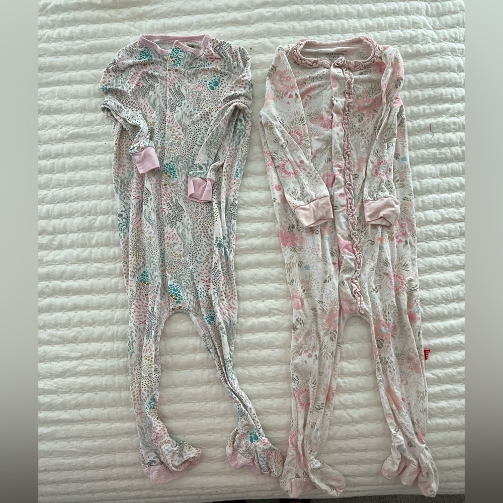 2 Magnetic Me Pajamas